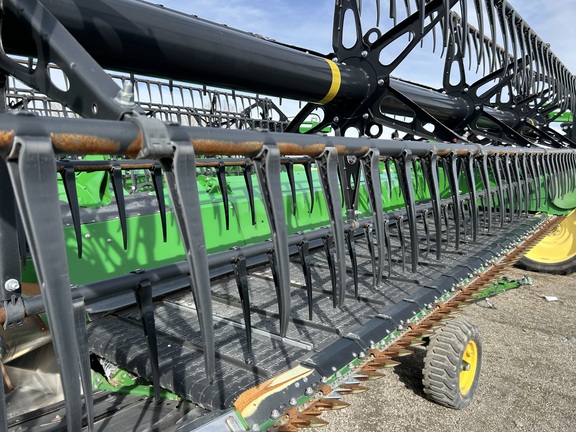 2024 John Deere HD35R Header Combine