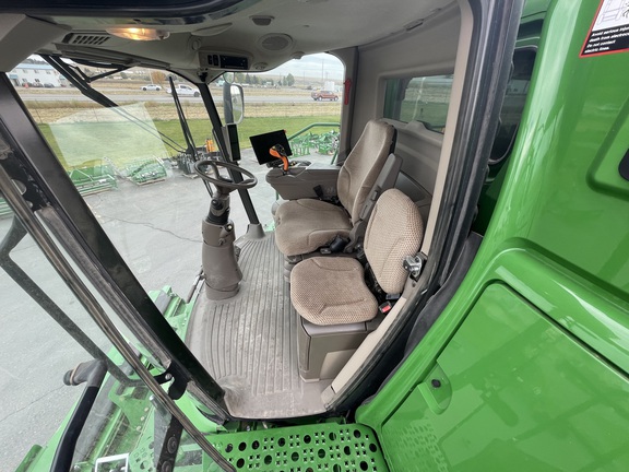 2024 John Deere S780 Combine