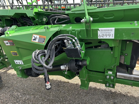 2024 John Deere HD35R Header Combine