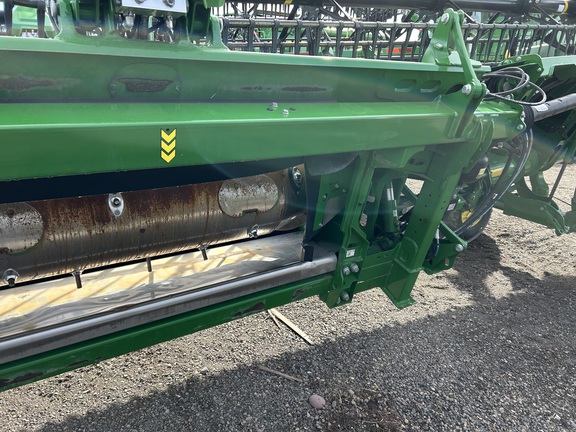 2024 John Deere HD35R Header Combine