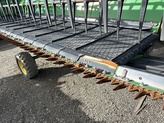 2024 John Deere HD35R Header Combine