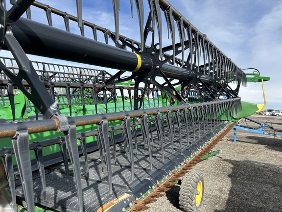 2024 John Deere HD35R Header Combine