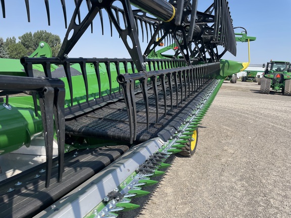 2024 John Deere HD35R Header Combine