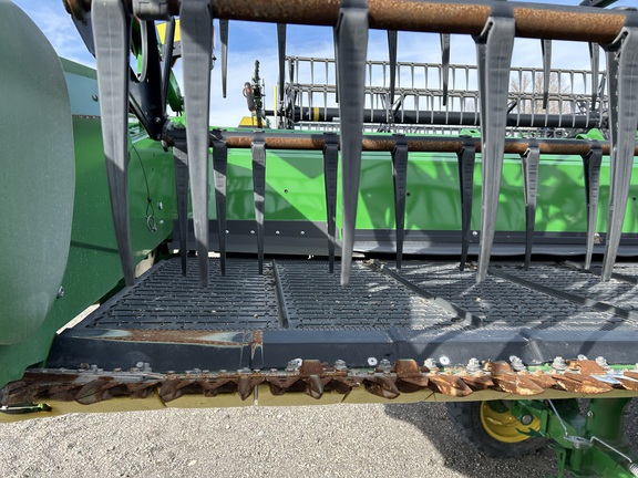 2024 John Deere HD35R Header Combine