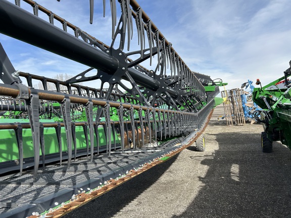 2024 John Deere HD35R Header Combine