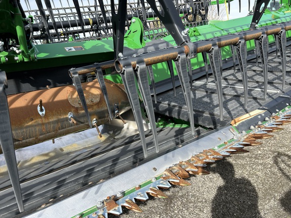 2024 John Deere HD35R Header Combine