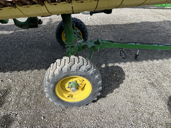 2024 John Deere HD35R Header Combine