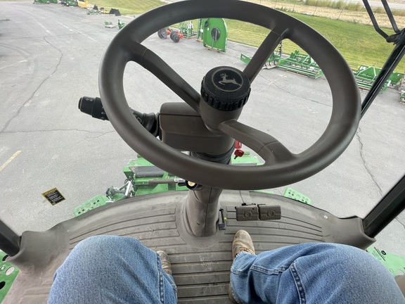 2024 John Deere S780 Combine