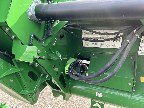 2024 John Deere HD35R Header Combine