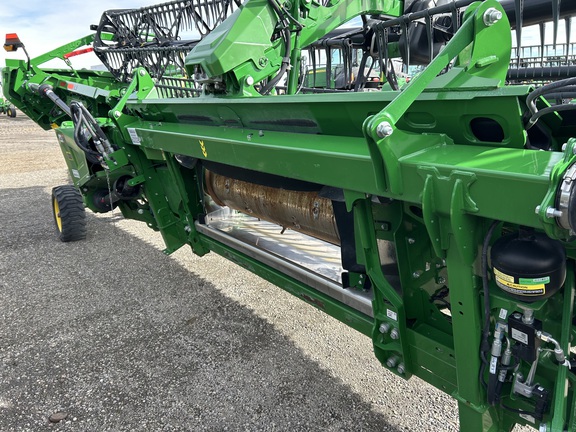 2024 John Deere HD35R Header Combine