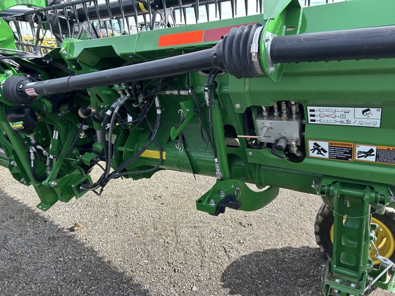 2024 John Deere HD35R Header Combine