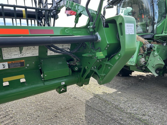 2024 John Deere HD35R Header Combine