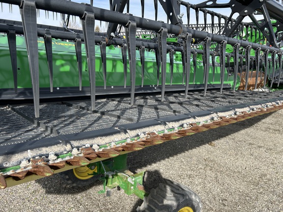 2024 John Deere HD35R Header Combine