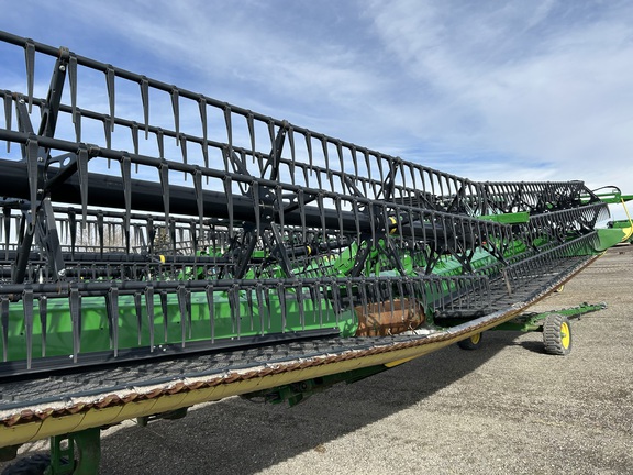 2024 John Deere HD35R Header Combine