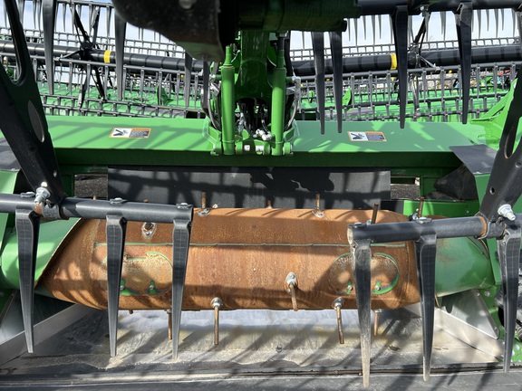 2024 John Deere HD35R Header Combine