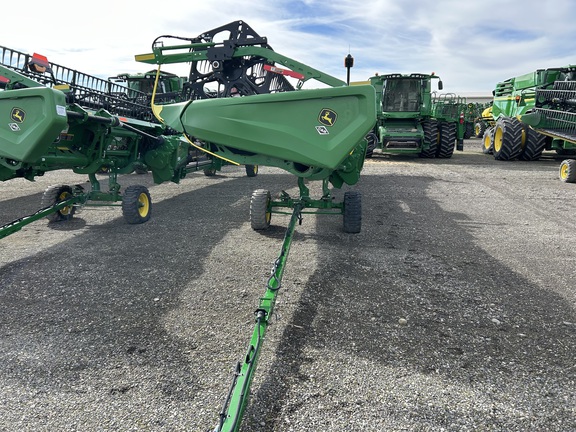 2024 John Deere HD35R Header Combine
