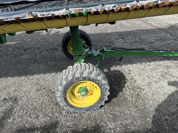 2024 John Deere HD35R Header Combine