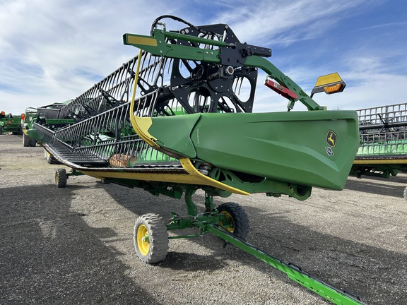 2024 John Deere HD35R Header Combine