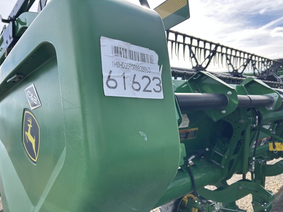2024 John Deere HD35R Header Combine