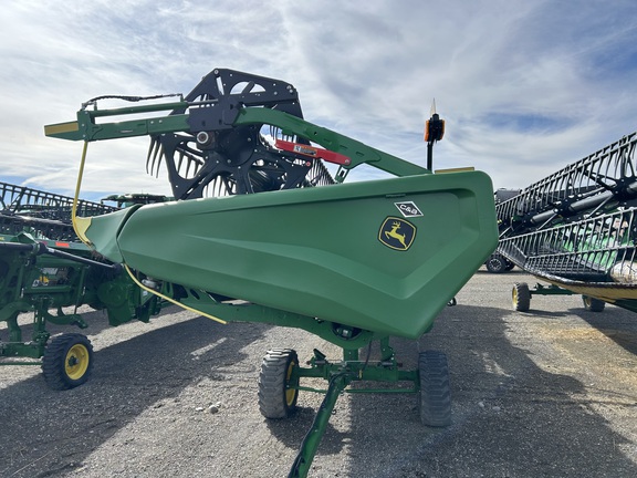 2024 John Deere HD35R Header Combine