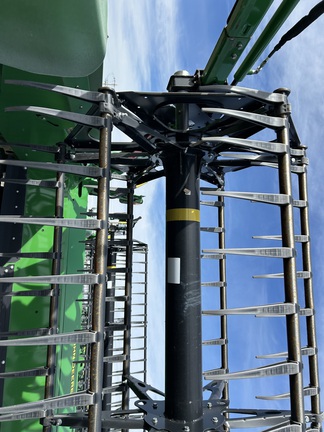 2024 John Deere HD35R Header Combine