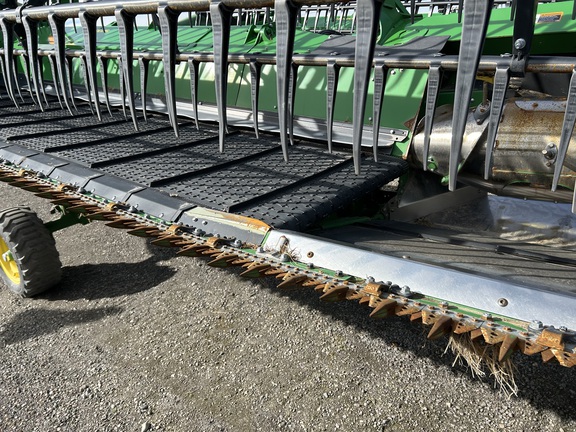 2024 John Deere HD35R Header Combine