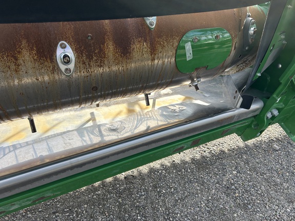 2024 John Deere HD35R Header Combine