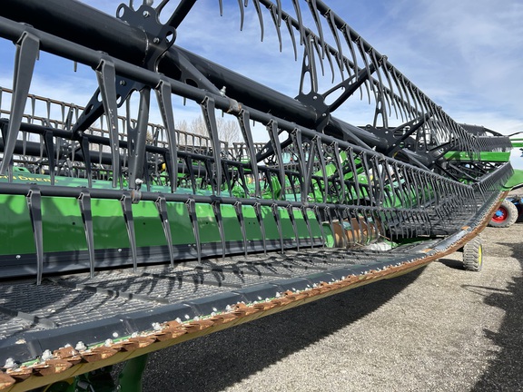 2024 John Deere HD35R Header Combine