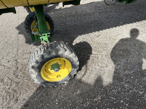 2024 John Deere HD35R Header Combine