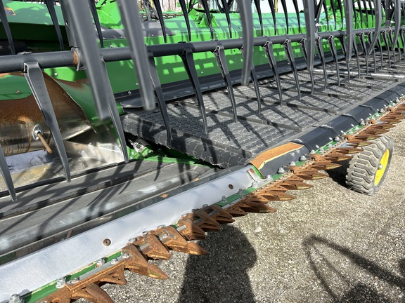 2024 John Deere HD35R Header Combine