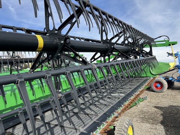 2024 John Deere HD35R Header Combine