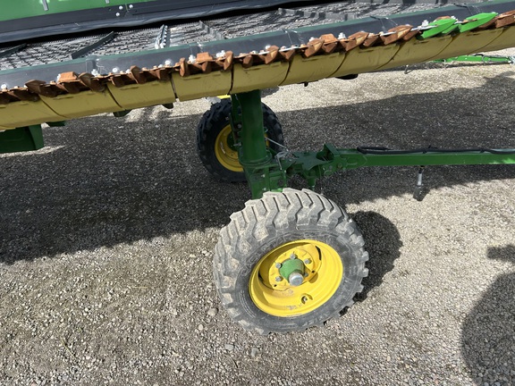 2024 John Deere HD35R Header Combine
