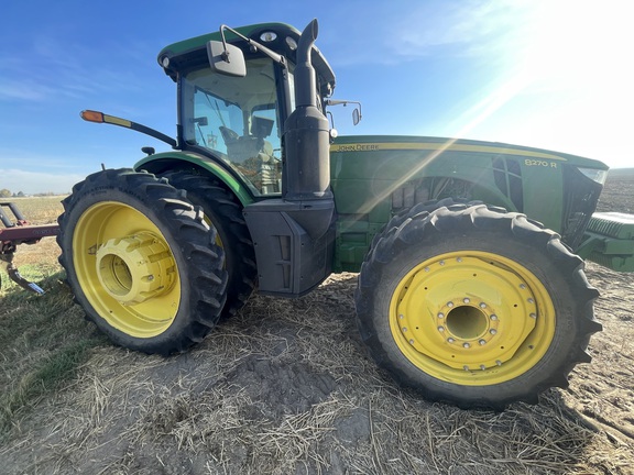 2015 John Deere 8270R Tractor