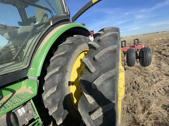 2015 John Deere 8270R Tractor