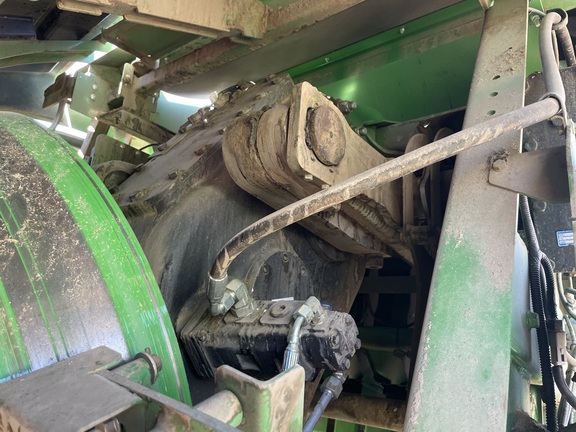 2023 John Deere L341 Baler/Big Square