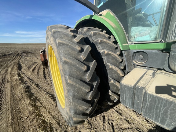 2009 John Deere 8330 Tractor