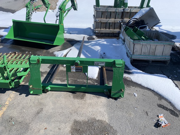 2017 Frontier AB12E Bale Spear