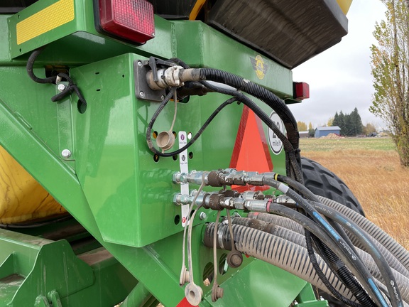 2020 John Deere 730 Air Seeder