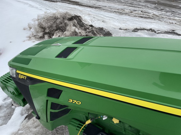 2022 John Deere 8RT 370 Tractor Rubber Track