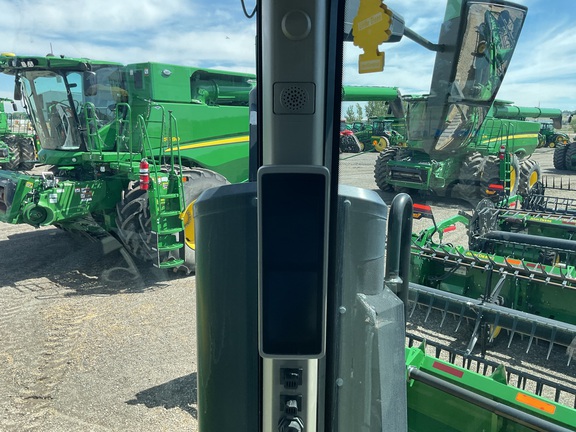 2022 John Deere 8RT 370 Tractor Rubber Track