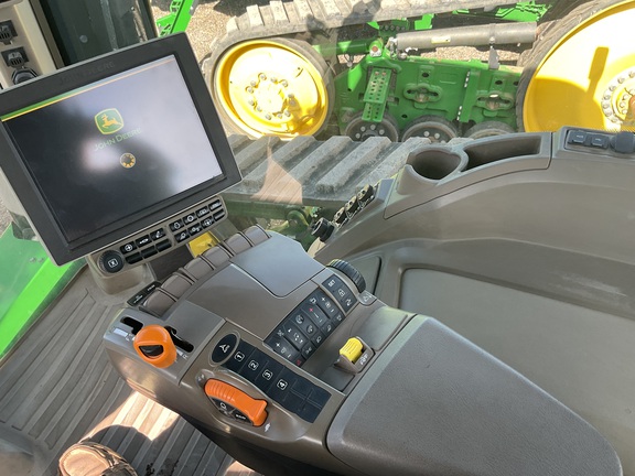 2022 John Deere 8RT 370 Tractor Rubber Track