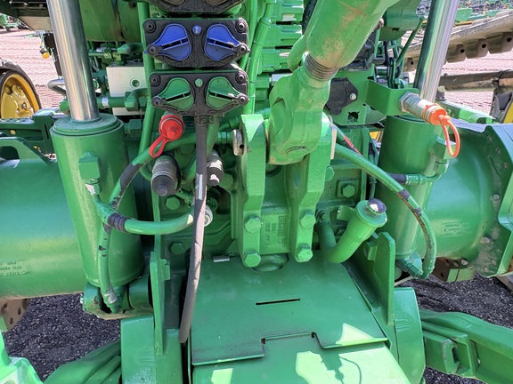2022 John Deere 8RT 370 Tractor Rubber Track