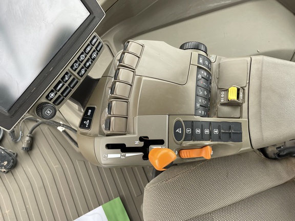 2022 John Deere 8RT 370 Tractor Rubber Track