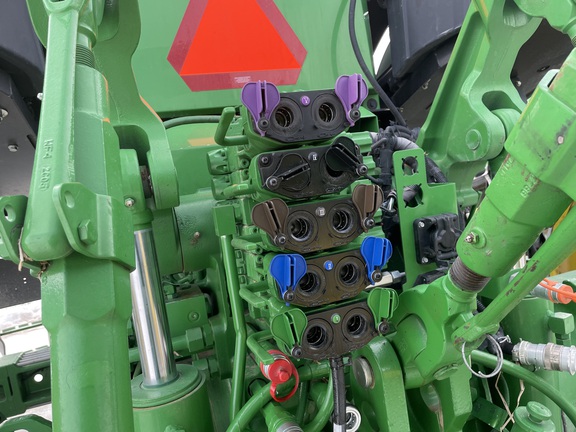 2022 John Deere 8RT 370 Tractor Rubber Track