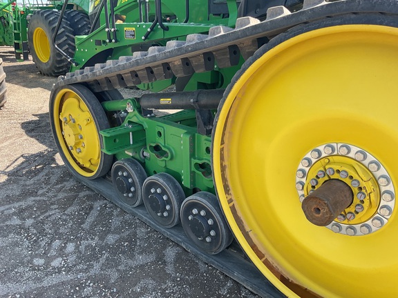 2022 John Deere 8RT 370 Tractor Rubber Track