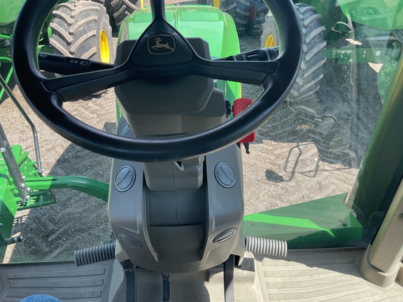 2022 John Deere 8RT 370 Tractor Rubber Track
