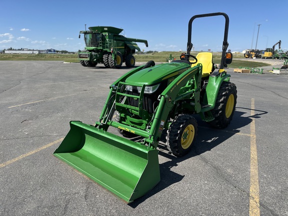 2023 John Deere 3033R Tractor Compact