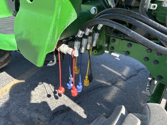 2023 John Deere 3033R Tractor Compact