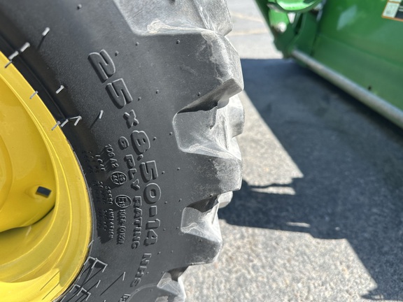 2023 John Deere 3033R Tractor Compact