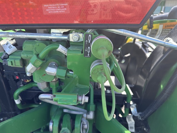 2023 John Deere 3033R Tractor Compact